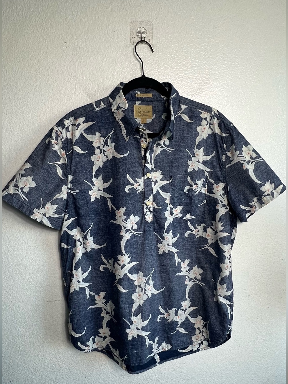 Lucky Brand California Men’s
Short-Sleeve Pullover 
Blue L NWO